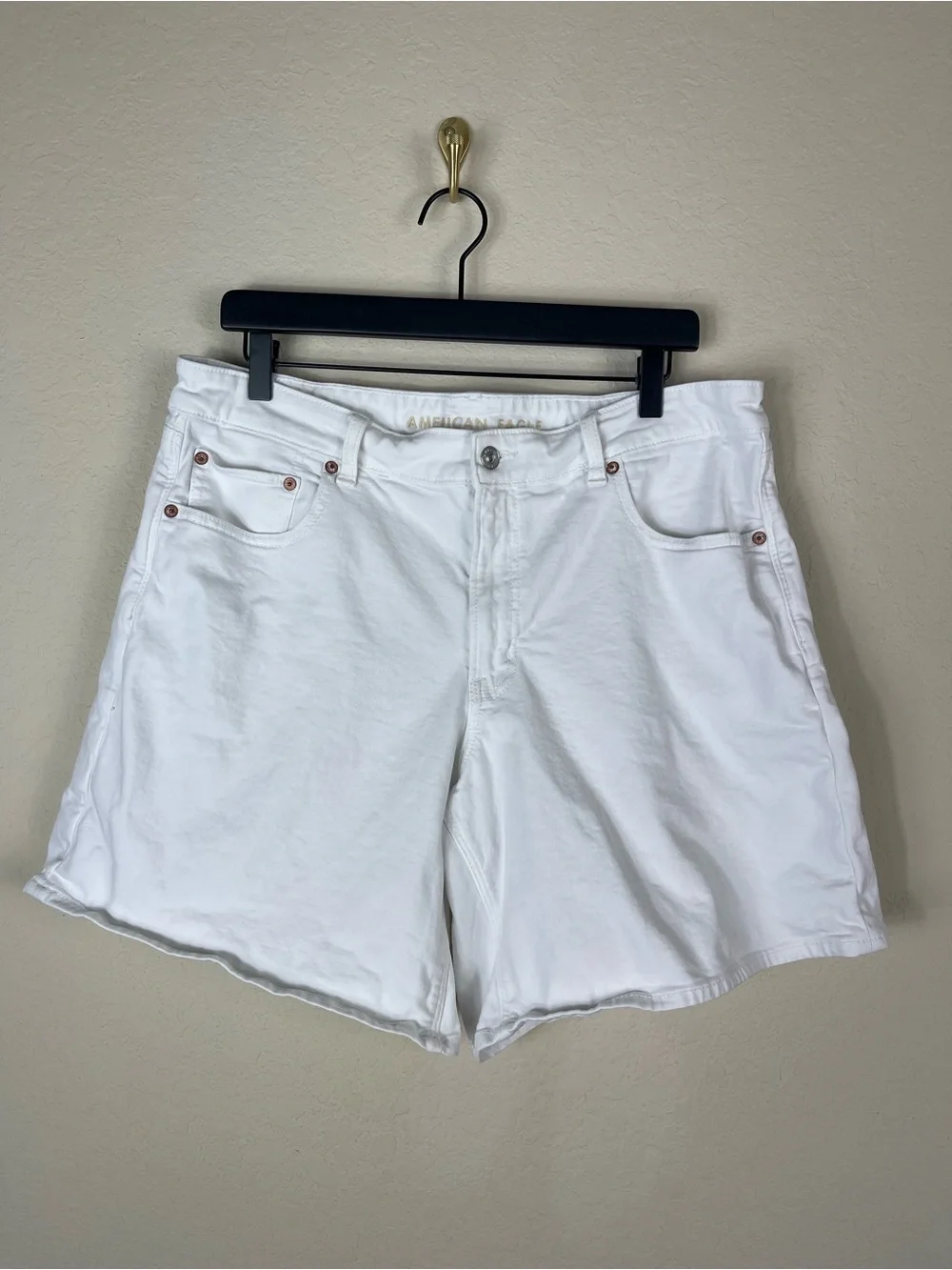 American Eagle Low Rise Baggy Loose Shorts Size 12